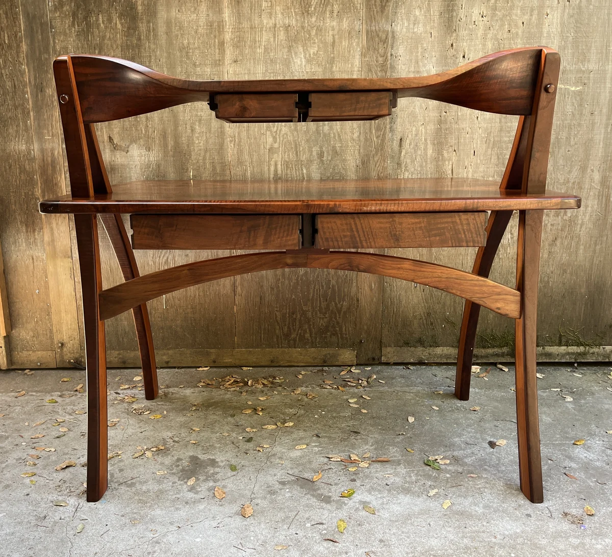 Butterfly Desk Back