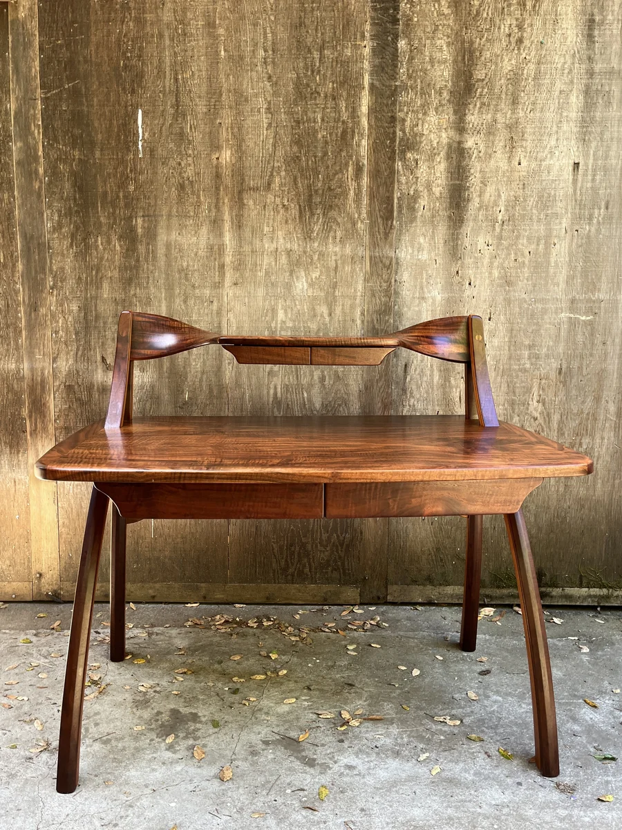 Butterfly Desk